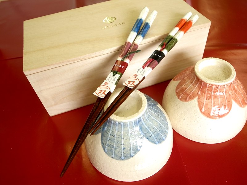 花遊心 夫婦茶碗 箸 セット 美濃焼 母の日 プレゼント